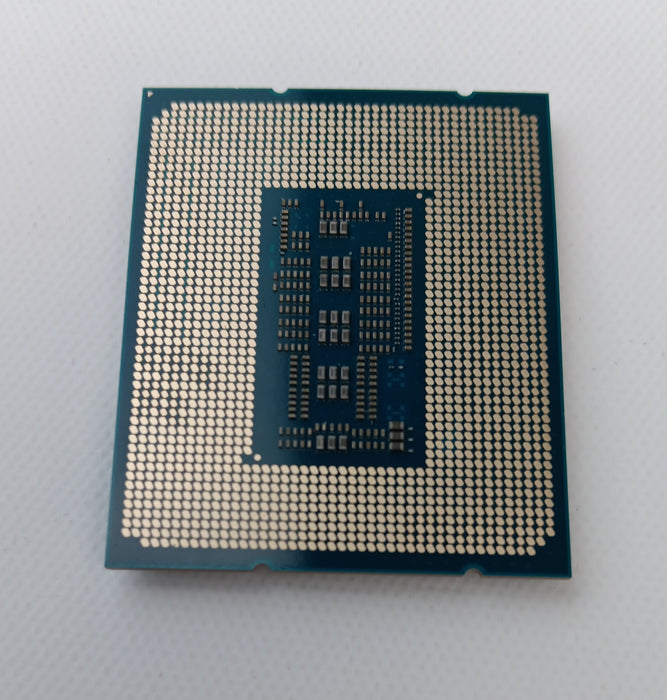 Components-CPUs-Desktops--Intel--CM8071504820606-Open-Box