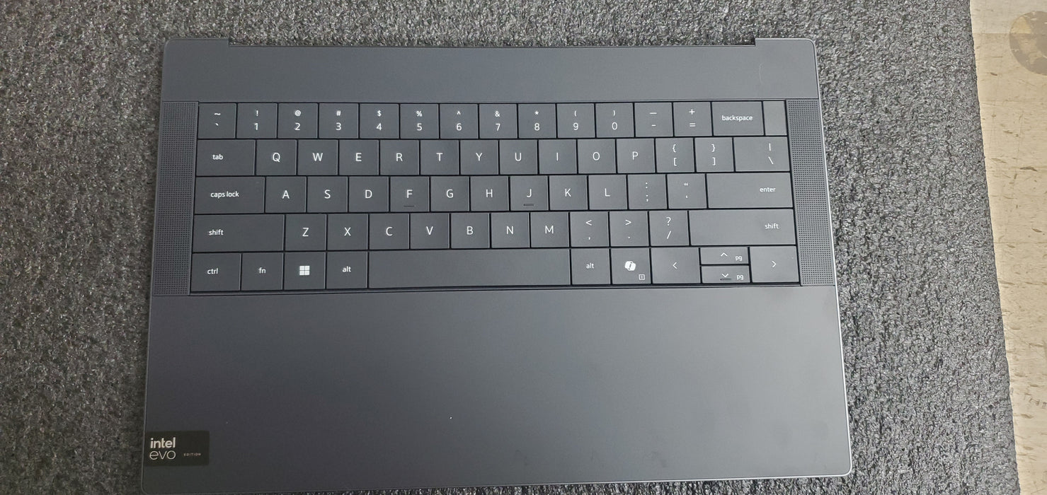 Components>Chassis & Chassis Parts>Laptops - Dell - T1YF3 - Open Box